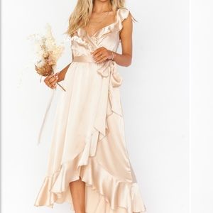 Show me your Mumu Samantha dress in champagne